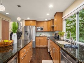 9411 NE 139th Street, Kirkland WA 98034
