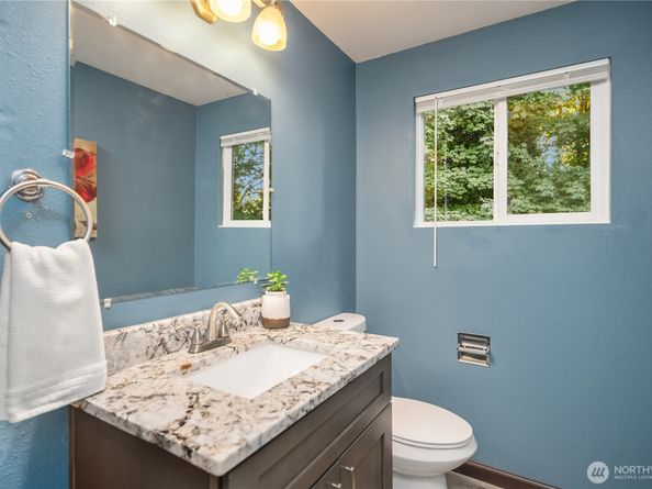 9411 NE 139th Street, Kirkland WA 98034