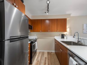 8745 Greenwood Avenue N 311, Seattle WA 98103