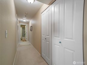 8745 Greenwood Avenue N 311, Seattle WA 98103