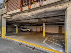 8745 Greenwood Avenue N 311, Seattle WA 98103