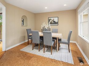 637 Elm Place, Edmonds WA 98020