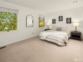 637 Elm Place, Edmonds WA 98020