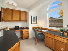 637 Elm Place, Edmonds WA 98020