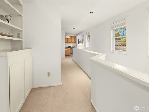 637 Elm Place, Edmonds WA 98020