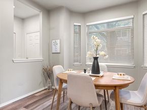 18010 NE 94th Court 2, Redmond WA 98052