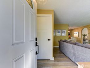 525 218th Street SW, Bothell WA 98021