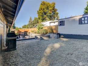 525 218th Street SW, Bothell WA 98021