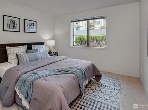 3410 161st Court SE 31, Bellevue WA 98008