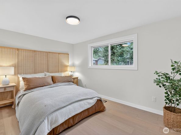 17203 Brook Boulevard, Bothell WA 98012