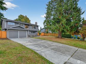17203 Brook Boulevard, Bothell WA 98012