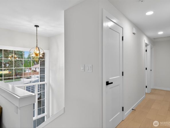17203 Brook Boulevard, Bothell WA 98012