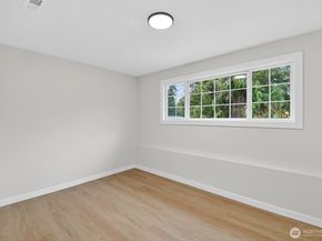 17203 Brook Boulevard, Bothell WA 98012