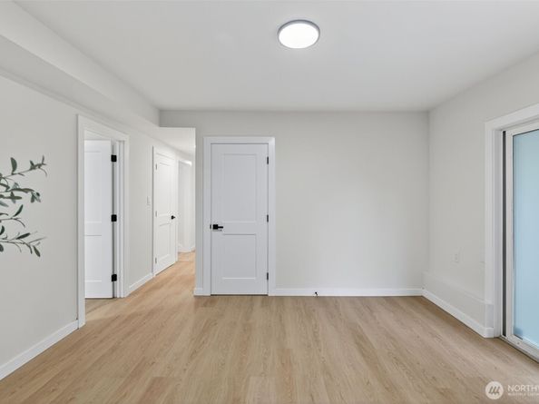 17203 Brook Boulevard, Bothell WA 98012