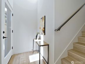 6920 B Flora Avenue S, Seattle WA 98108