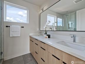 6920 B Flora Avenue S, Seattle WA 98108