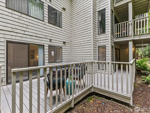 3921 108th Avenue NE A101, Bellevue WA 98004