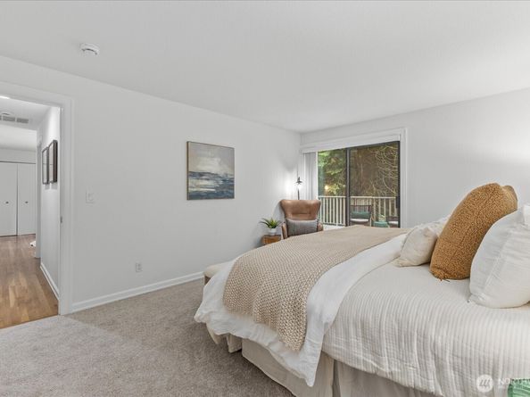 3921 108th Avenue NE A101, Bellevue WA 98004