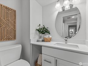 3921 108th Avenue NE A101, Bellevue WA 98004