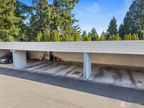 17417 Ashworth Avenue N 201, Shoreline WA 98133