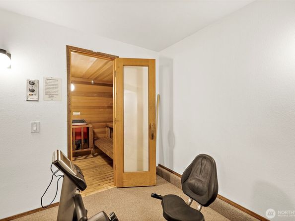 17417 Ashworth Avenue N 201, Shoreline WA 98133