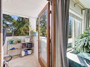 17417 Ashworth Avenue N 201, Shoreline WA 98133