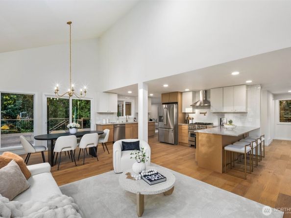 14707 149th Avenue NE, Woodinville WA 98072