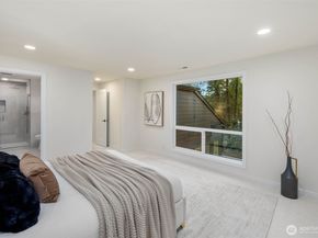 14707 149th Avenue NE, Woodinville WA 98072