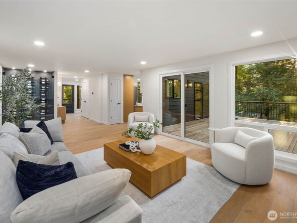 14707 149th Avenue NE, Woodinville WA 98072