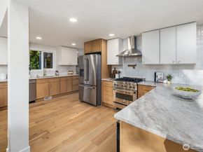 14707 149th Avenue NE, Woodinville WA 98072