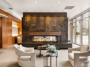 10610 NE 9th Place 1924, Bellevue WA 98004