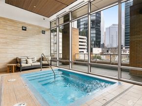 10610 NE 9th Place 1924, Bellevue WA 98004