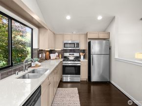 3636 Beach Drive SW A, Seattle WA 98116