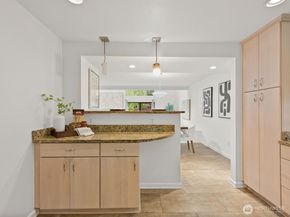 3506 108th Place NE 2, Bellevue WA 98004