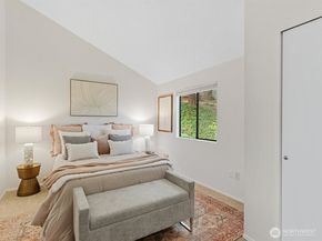 3506 108th Place NE 2, Bellevue WA 98004