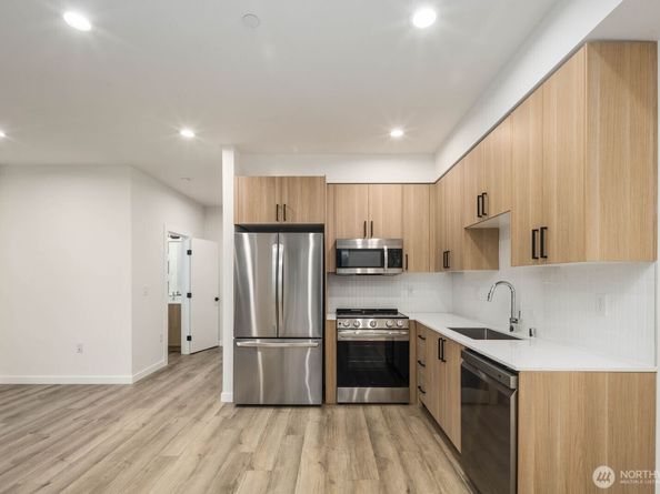 548 S Cloverdale Street C, Seattle WA 98108