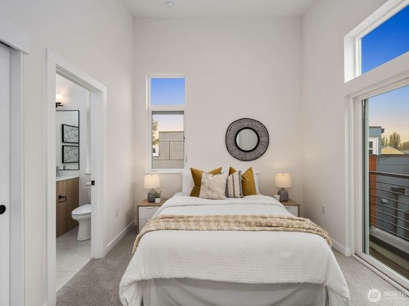 548 S Cloverdale Street A, Seattle WA 98108