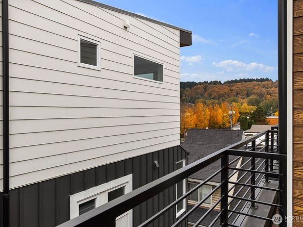 548 S Cloverdale Street A, Seattle WA 98108