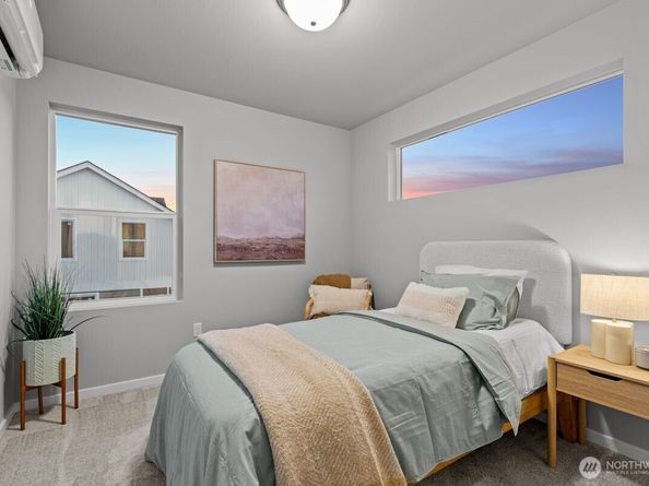 7025 Rainier Drive F, Everett WA 98203