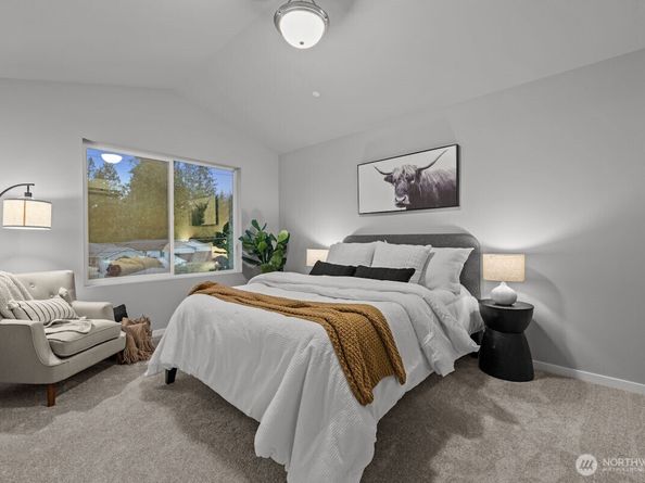 7025 Rainier Drive F, Everett WA 98203