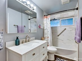 3929 Briarwood Drive SE, Port Orchard WA 98366