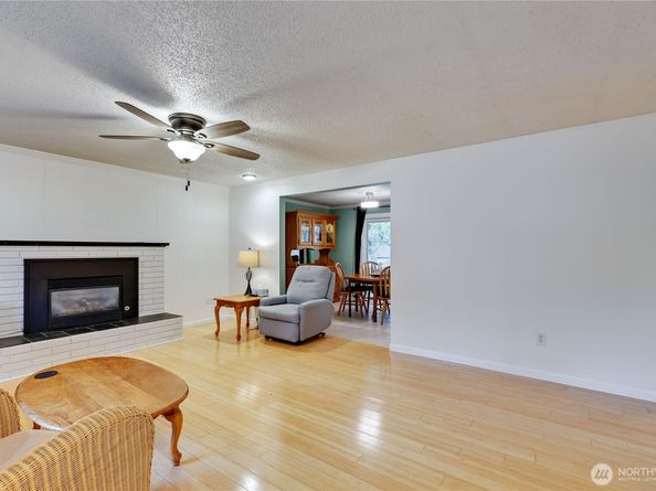 3929 Briarwood Drive SE, Port Orchard WA 98366