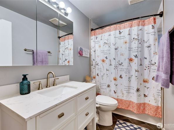 3929 Briarwood Drive SE, Port Orchard WA 98366