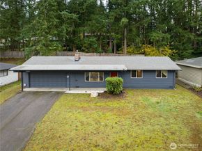 3929 Briarwood Drive SE, Port Orchard WA 98366