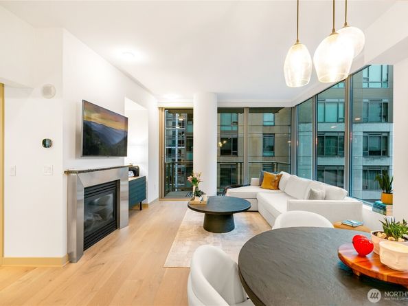 910 Lenora Street S1009, Seattle WA 98121