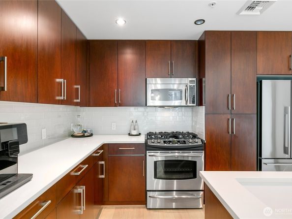 910 Lenora Street S1009, Seattle WA 98121