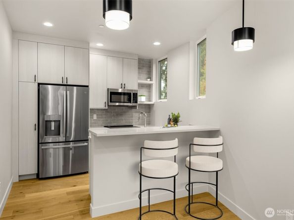 3400 E Spring Street, Seattle WA 98122