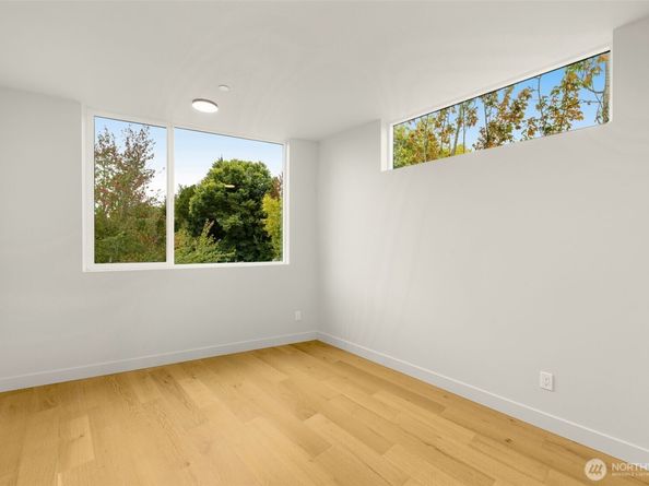 3400 E Spring Street, Seattle WA 98122