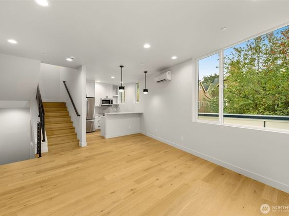 3400 E Spring Street, Seattle WA 98122