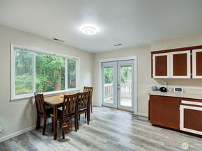 35814 11th Avenue SW, Federal Way WA 98023